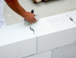 Газобетонные стеновые блоки: особенности, преимущества и недостатки стройматериала